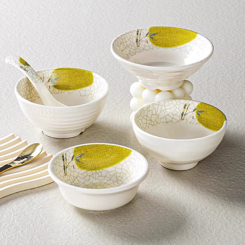 Soup bowl and spoon holder